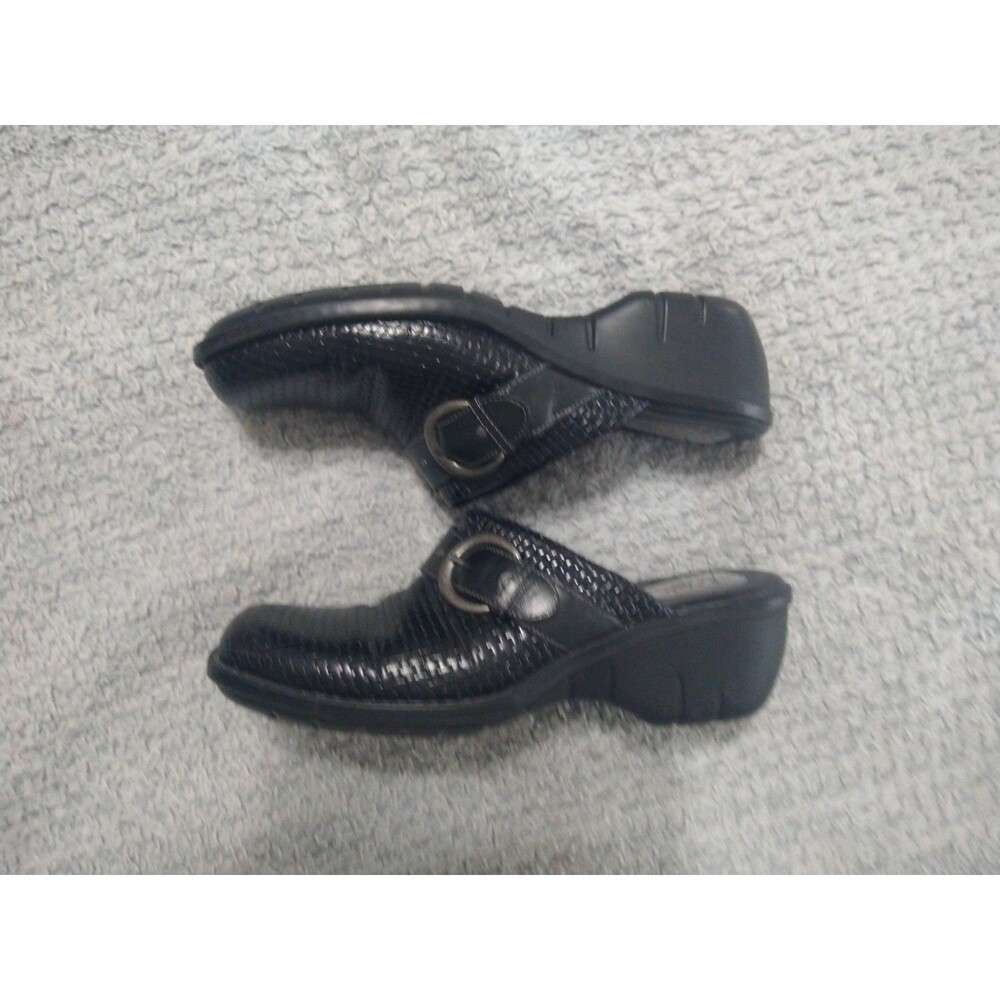 Clarks Black Textured Leather Mule Clogs with Buckle